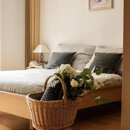 Apartment Chateau Appartement-fewo 4-bettwohnung Alphubel A 33 By Interhome *