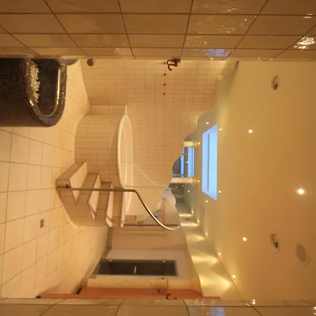Apartment Chateau Appartement-fewo 4-bettwohnung Alphubel A 33 By Interhome Saas-Fee
