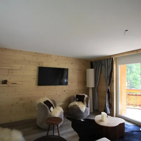 Apartment Chateau Appartement-fewo 4-bettwohnung Alphubel A 33 By Interhome *